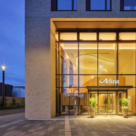 Adina Apartment Hotel Koln Bagian luar foto