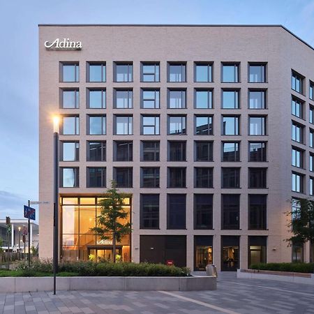 Adina Apartment Hotel Koln Bagian luar foto