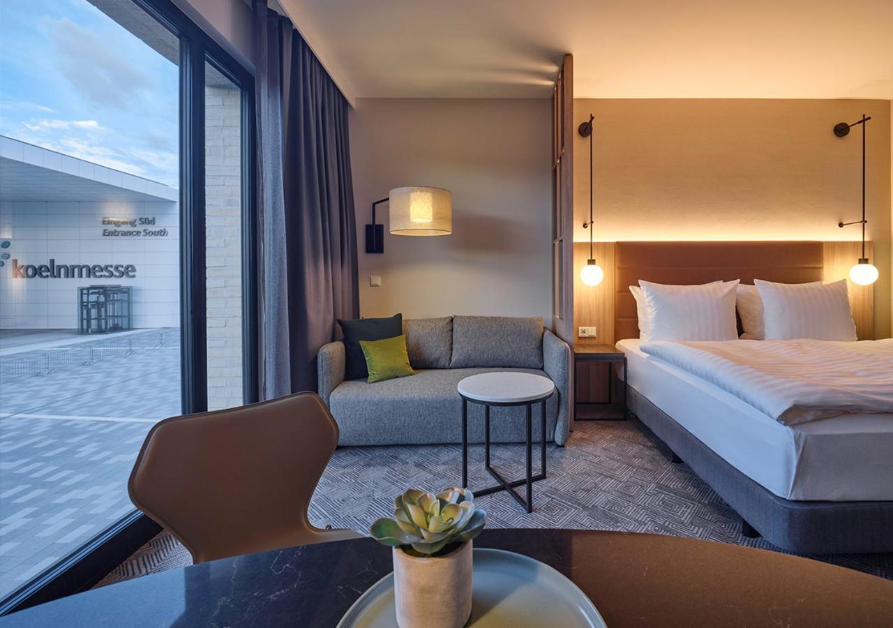 Adina Apartment Hotel Koln Bagian luar foto